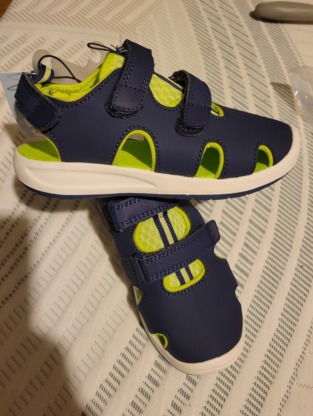 New Cat & Jack Kids Navy and Lime Green Sport Sandals - Comfort Fit